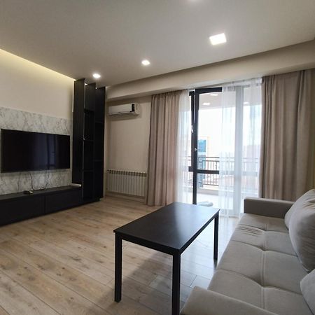 Rent Inn Yerevan On Koghbaci Street ภายนอก รูปภาพ