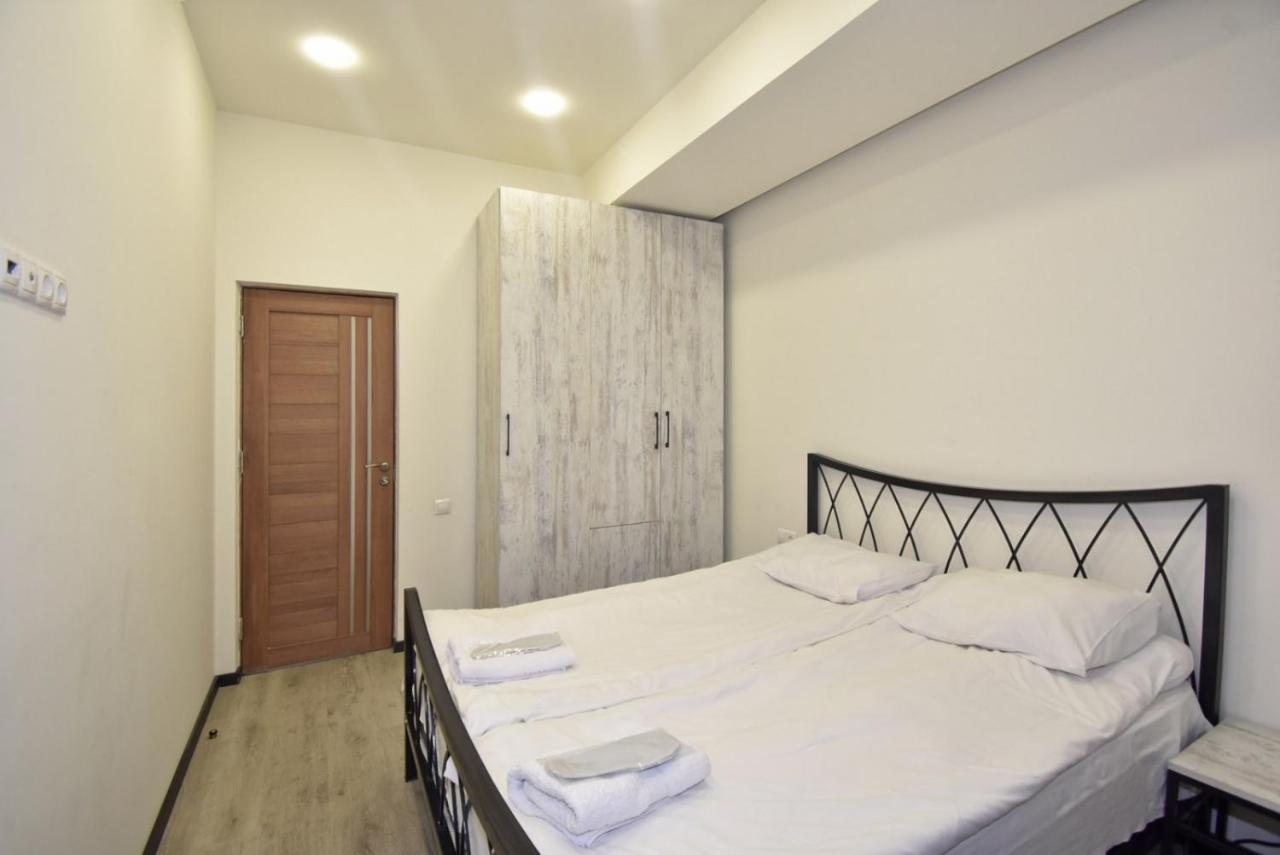 Rent Inn Yerevan On Koghbaci Street ภายนอก รูปภาพ
