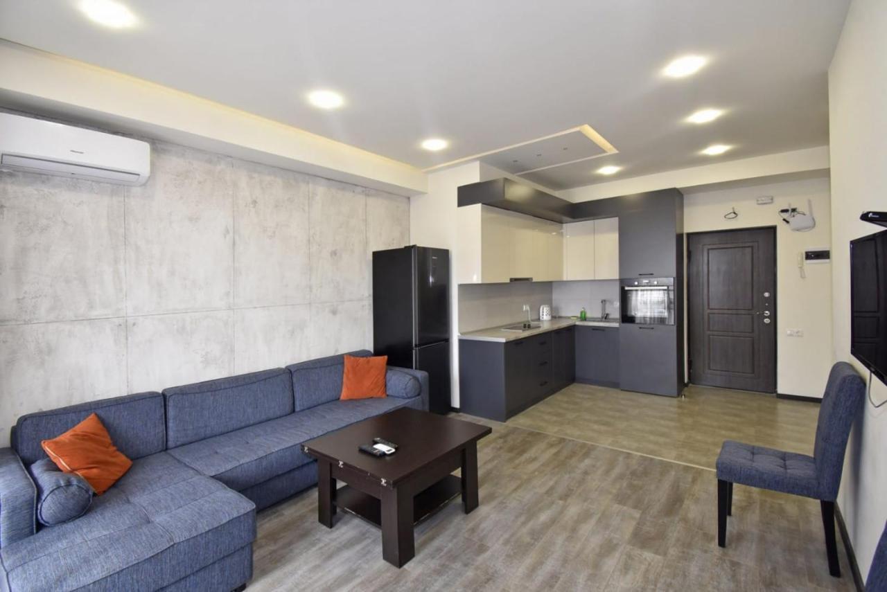 Rent Inn Yerevan On Koghbaci Street ภายนอก รูปภาพ