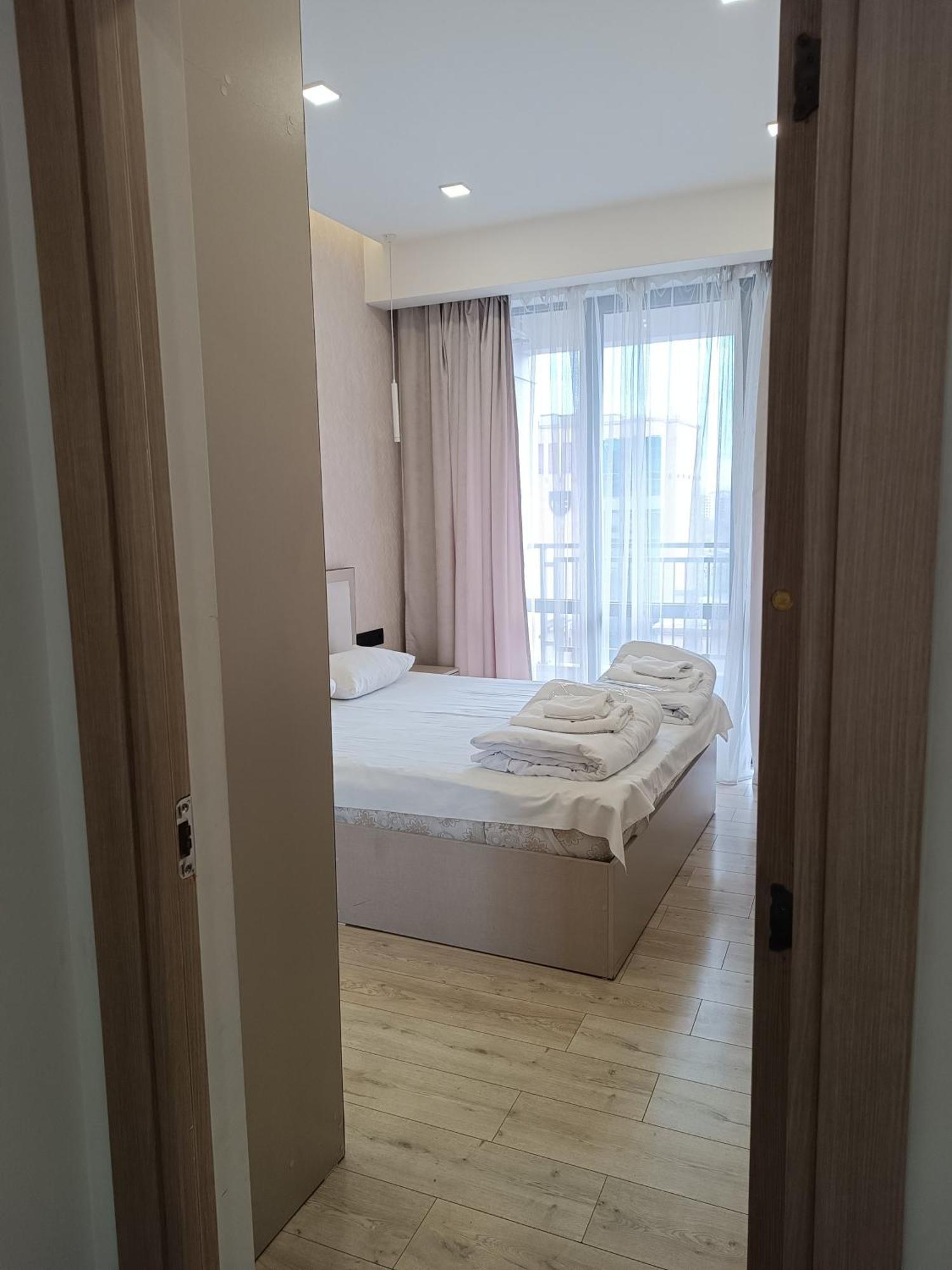 Rent Inn Yerevan On Koghbaci Street ภายนอก รูปภาพ