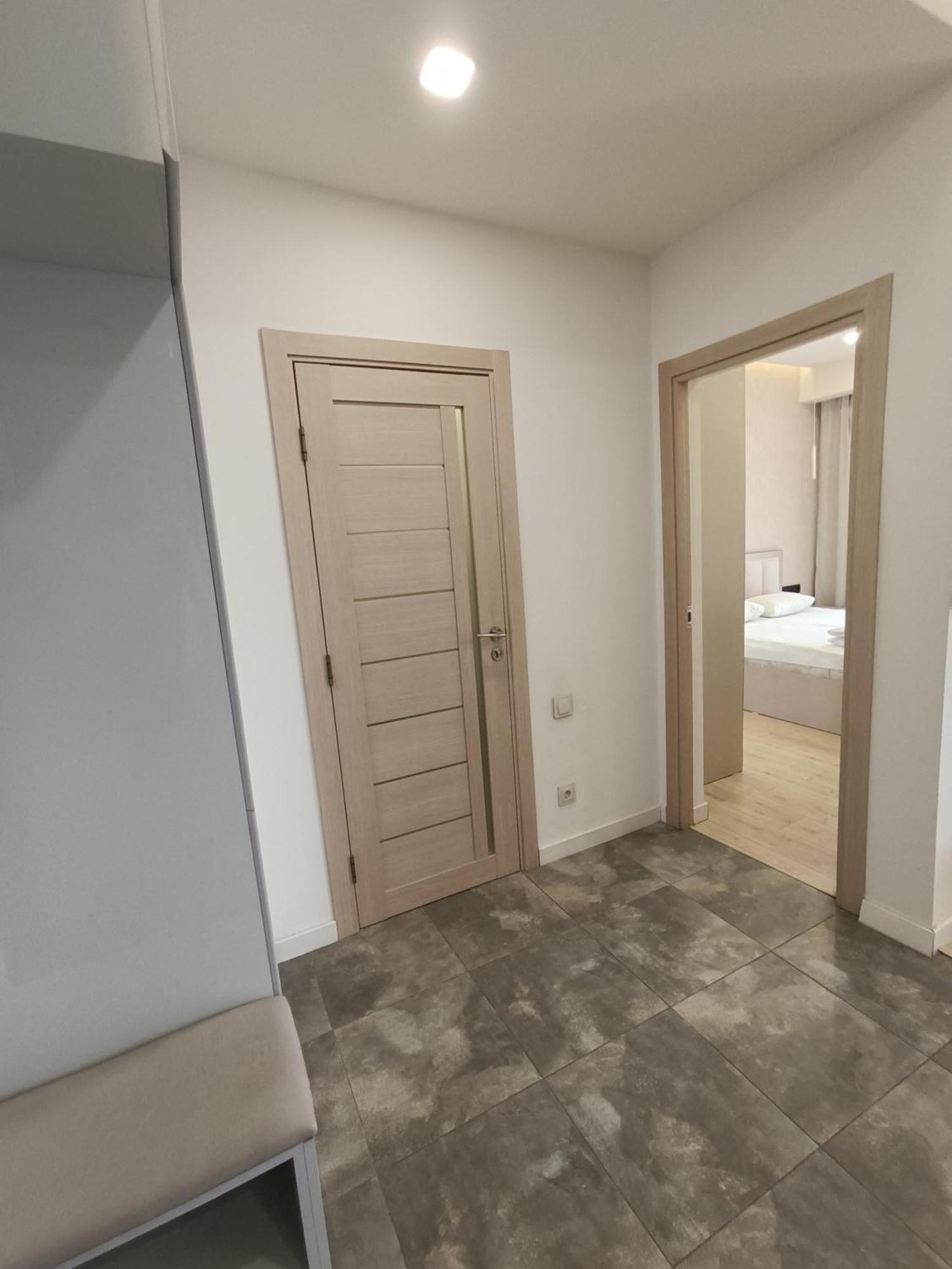 Rent Inn Yerevan On Koghbaci Street ภายนอก รูปภาพ